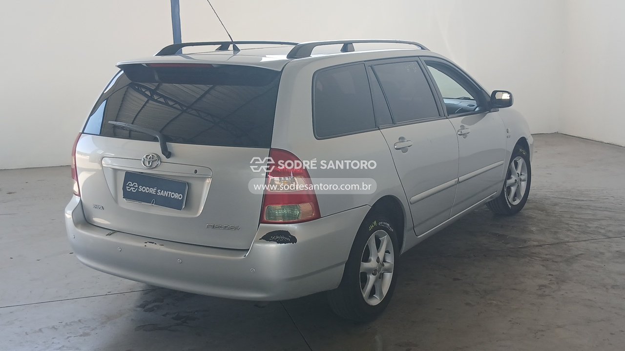 Toyota Fielder - 2006/2006 — foto 4 de 12