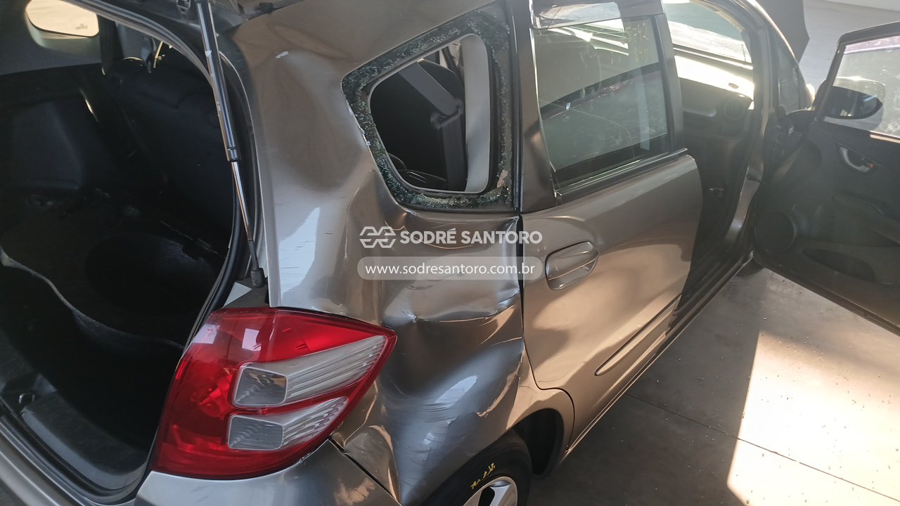 Honda Fit LX Flex - 2008/2009 — foto 11 de 12