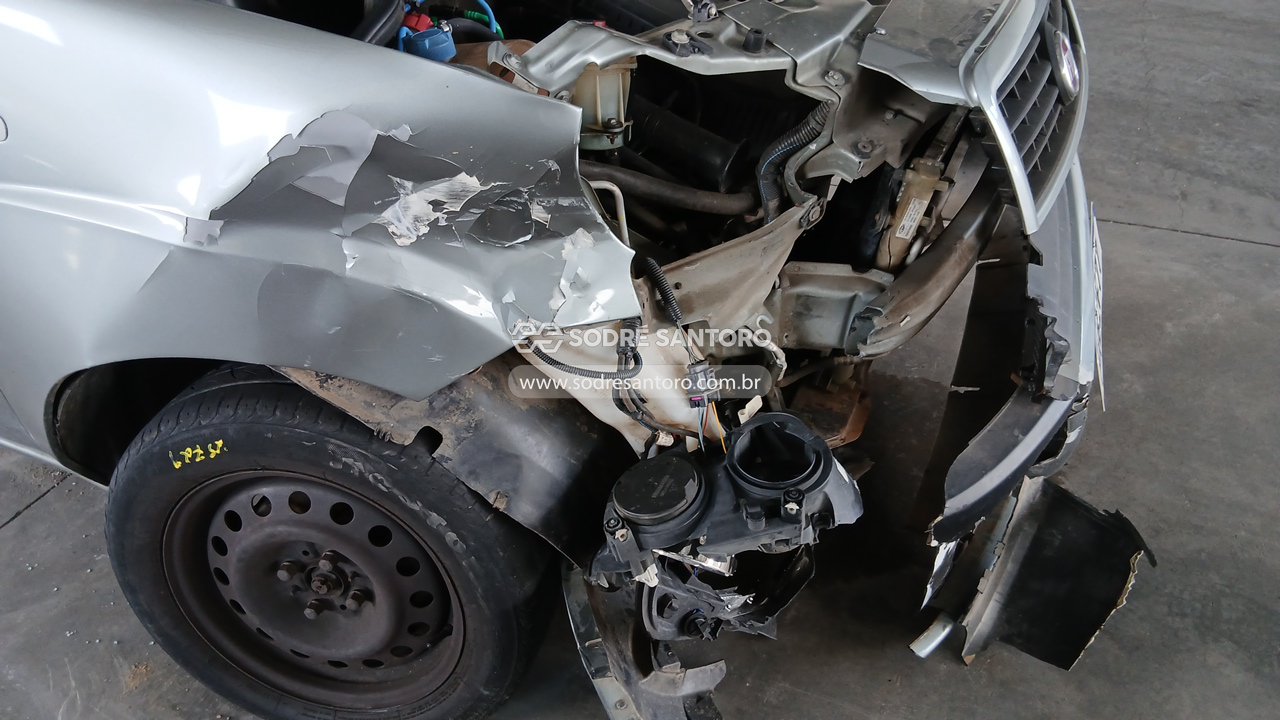 Fiat Doblo Essence 1.8 - 2015/2016 — foto 12 de 12