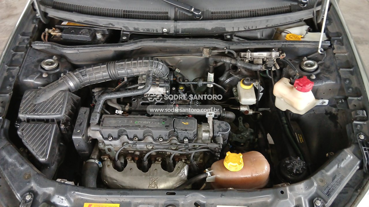 Chevrolet Prisma Maxx - 2010/2010 — foto 5 de 12