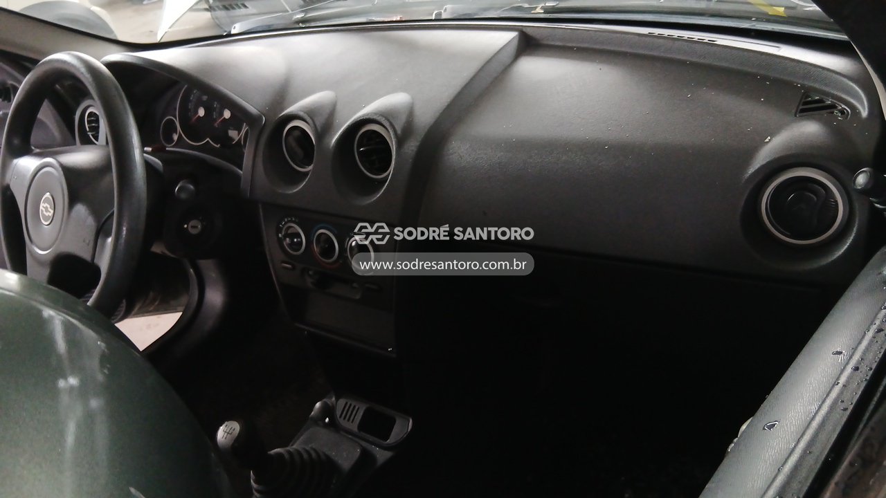 Chevrolet Prisma Maxx - 2010/2010 — foto 8 de 12