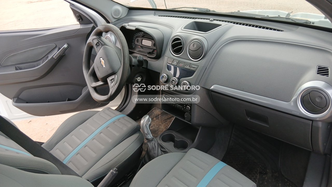 Chevrolet Montana Sport - 2014/2015 — foto 8 de 12