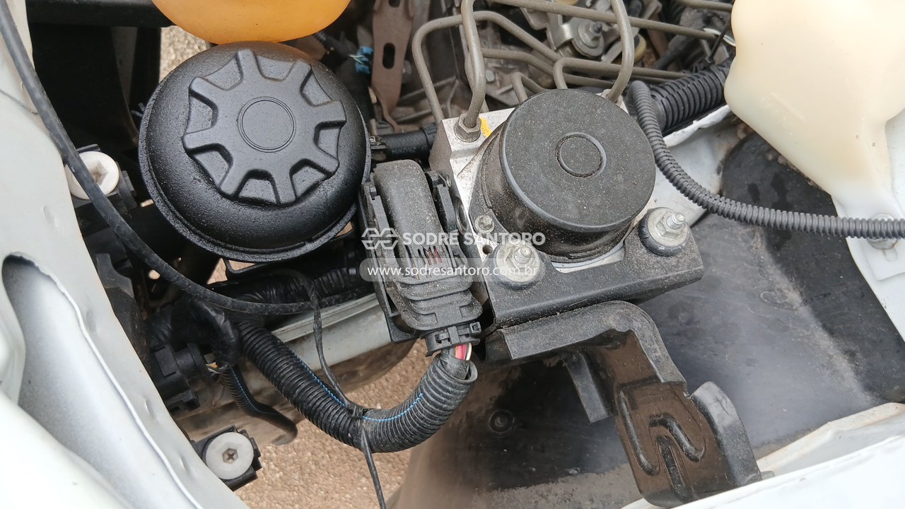 Chevrolet Montana Sport - 2014/2015 — foto 12 de 12