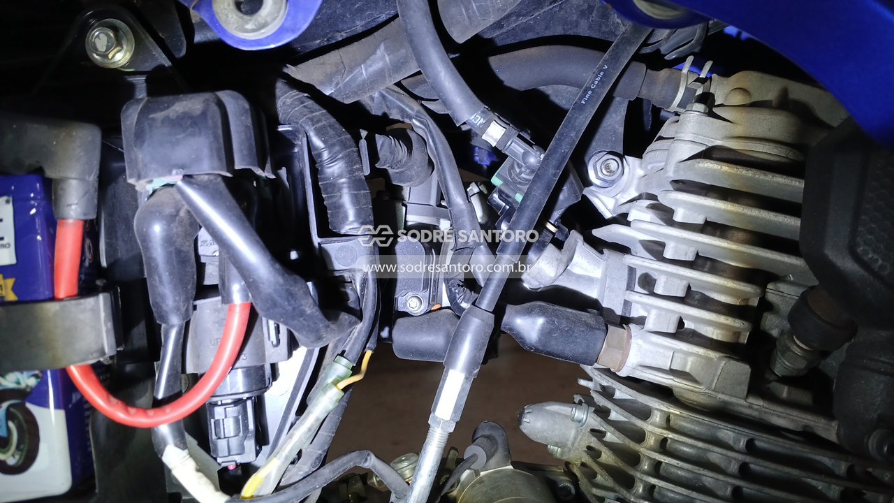 Yamaha YS 150 Fazer Sed - 2015/2016 — foto 6 de 12
