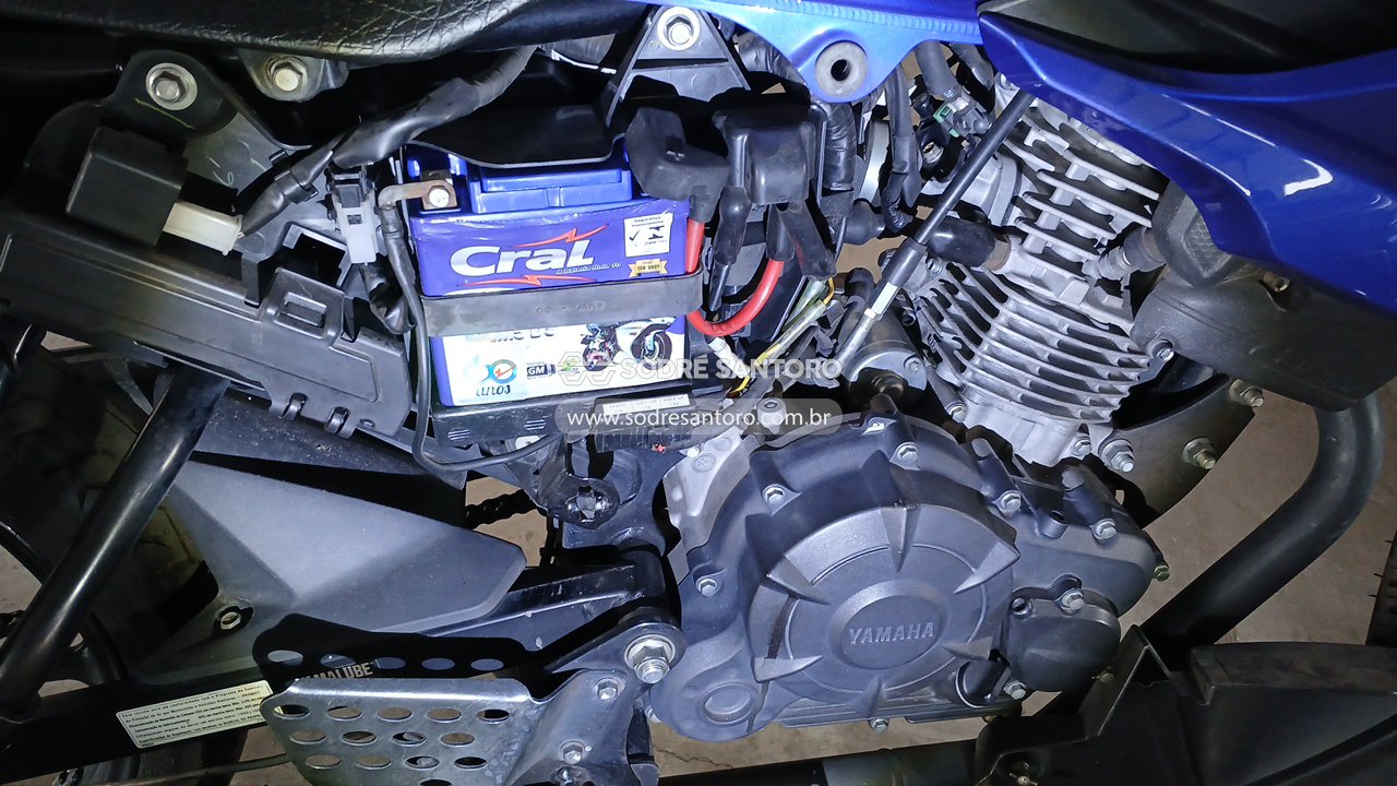 Yamaha YS 150 Fazer Sed - 2015/2016 — foto 5 de 12