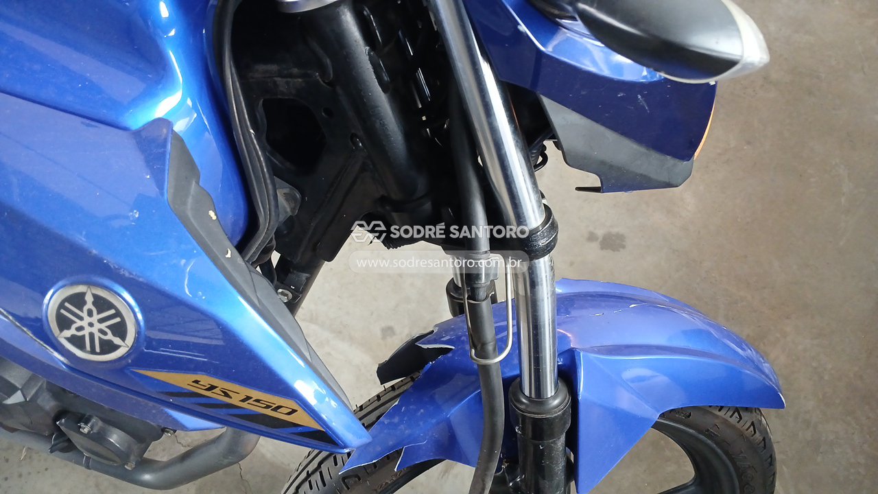 Yamaha YS 150 Fazer Sed - 2015/2016 — foto 11 de 12