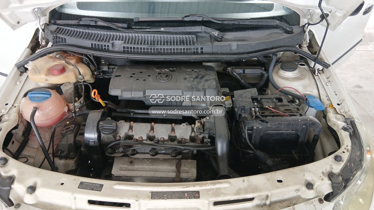 Volkswagen Gol 1.0 - 2008/2009 — foto 5 de 12