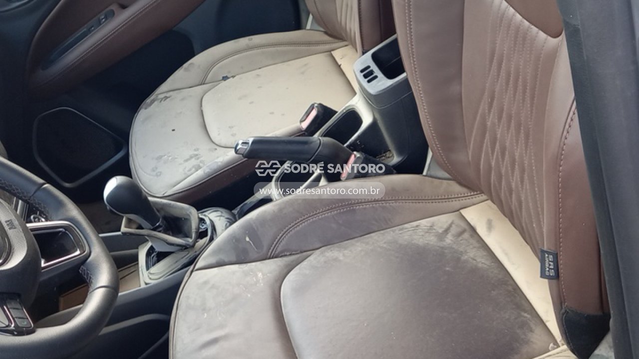 Fiat Toro Ranch At9 4x4 - 2023/2023 — foto 8 de 12