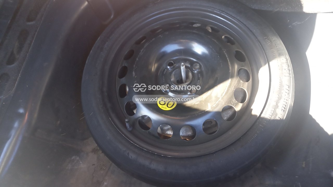 Chevrolet Cobalt 1.4 LT - 2012/2013 — foto 9 de 12