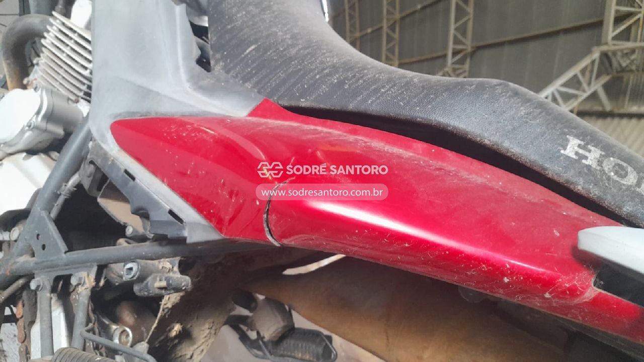 Honda Xre 300 - 2013/2013 — foto 12 de 12