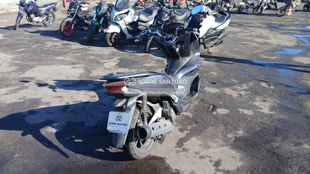 Honda Pcx 150 - 2021/2021 — foto 4 de 10