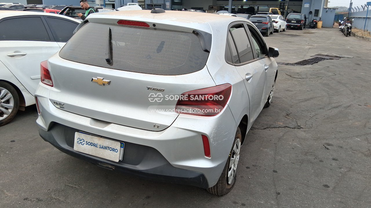 Chevrolet Onix 10tmt Lt1 - 2023/2023 — foto 4 de 9