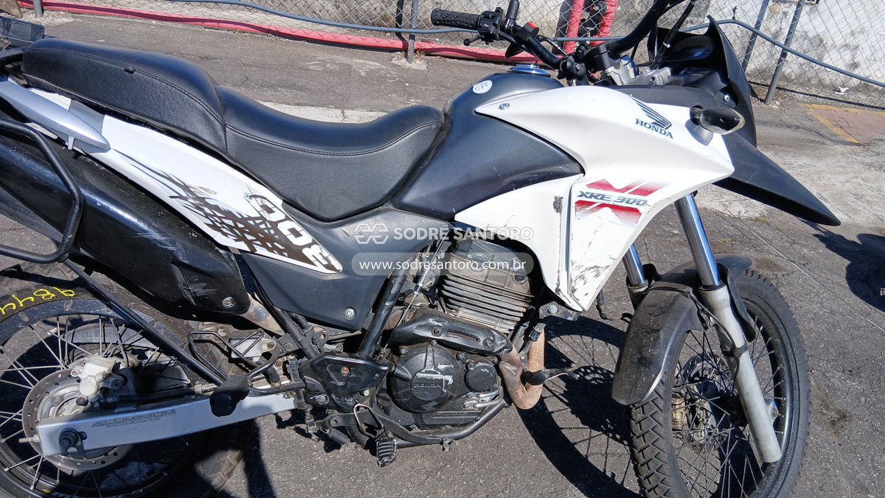 Honda Xre 300 - 2013/2013 — foto 6 de 11