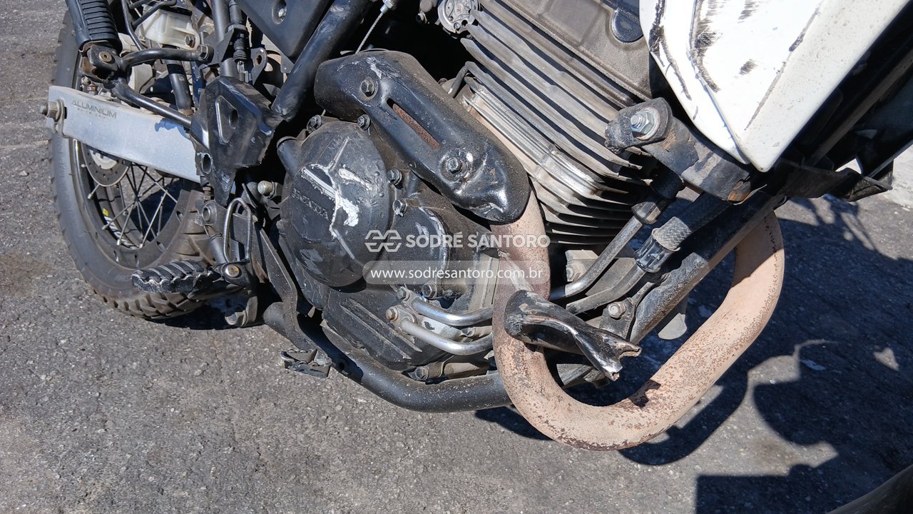 Honda Xre 300 - 2013/2013 — foto 11 de 11