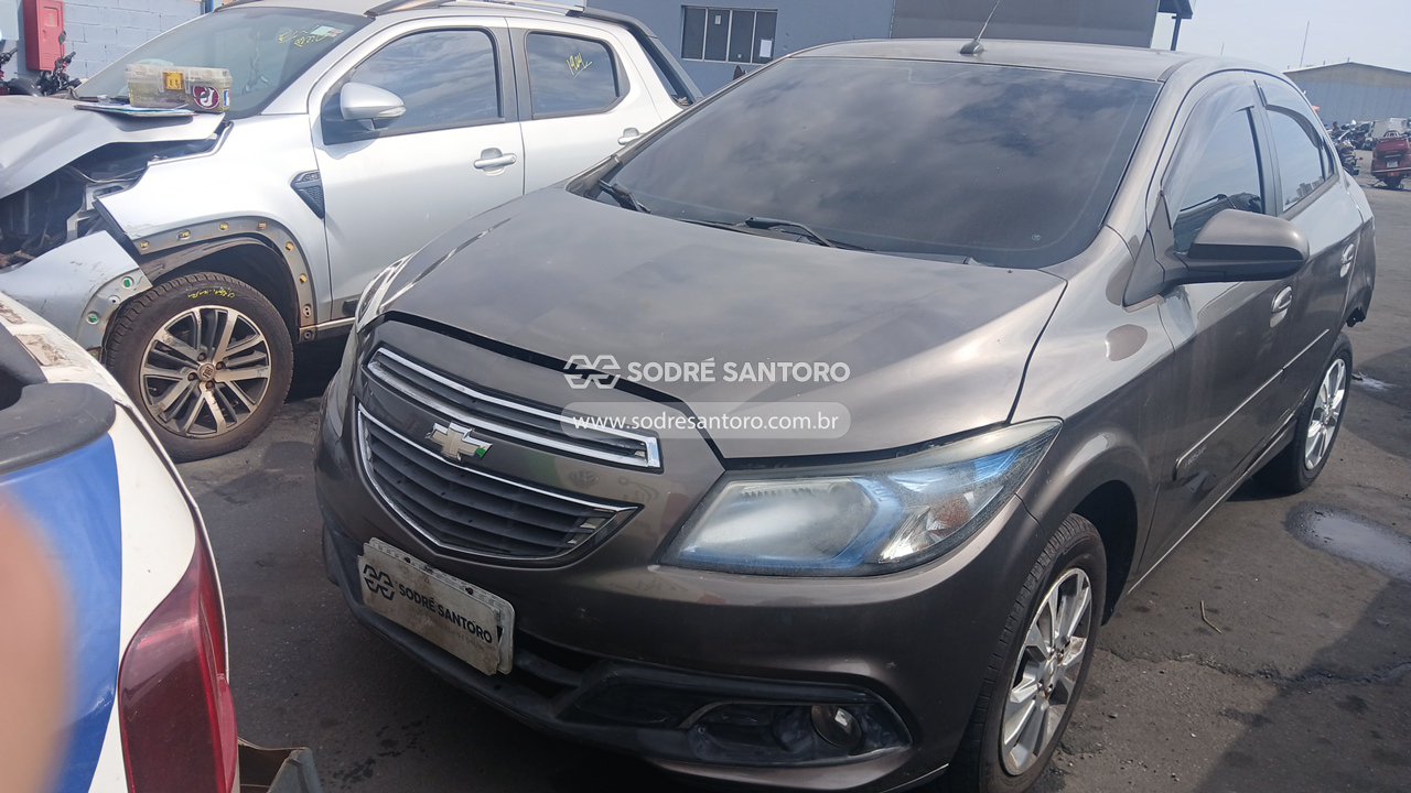 Chevrolet Prisma 1.4mt Ltz - 2013/2014 — foto 3 de 8