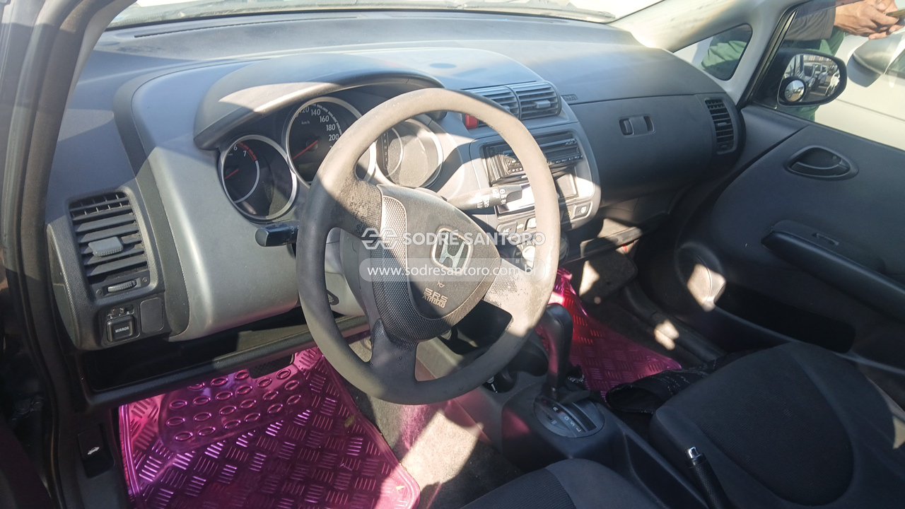 Honda Fit Lxl - 2005/2005 — foto 6 de 12