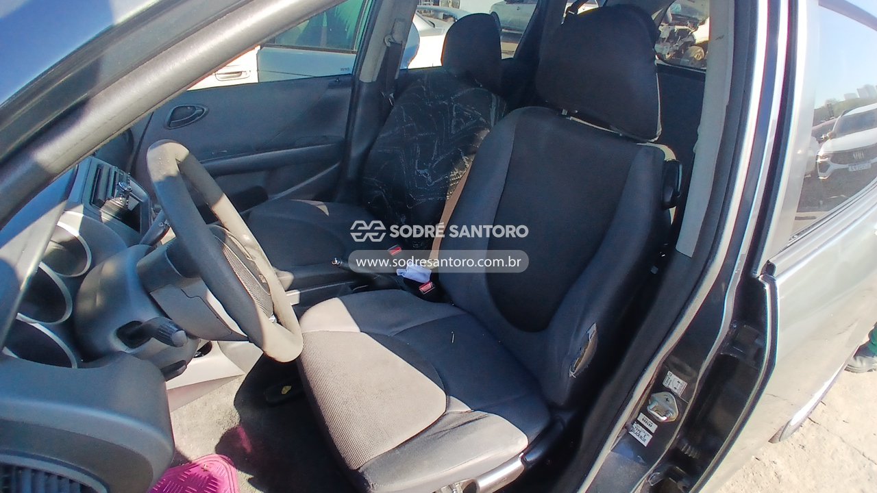 Honda Fit Lxl - 2005/2005 — foto 8 de 12