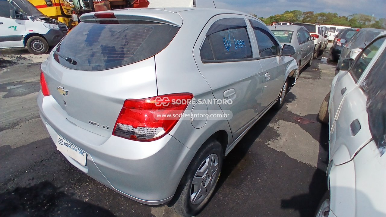 Chevrolet Onix 1.0mt LT - 2013/2014 — foto 4 de 12