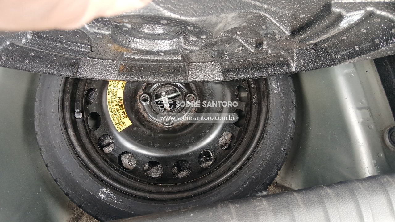Chevrolet Onix 1.0mt LT - 2013/2014 — foto 10 de 12