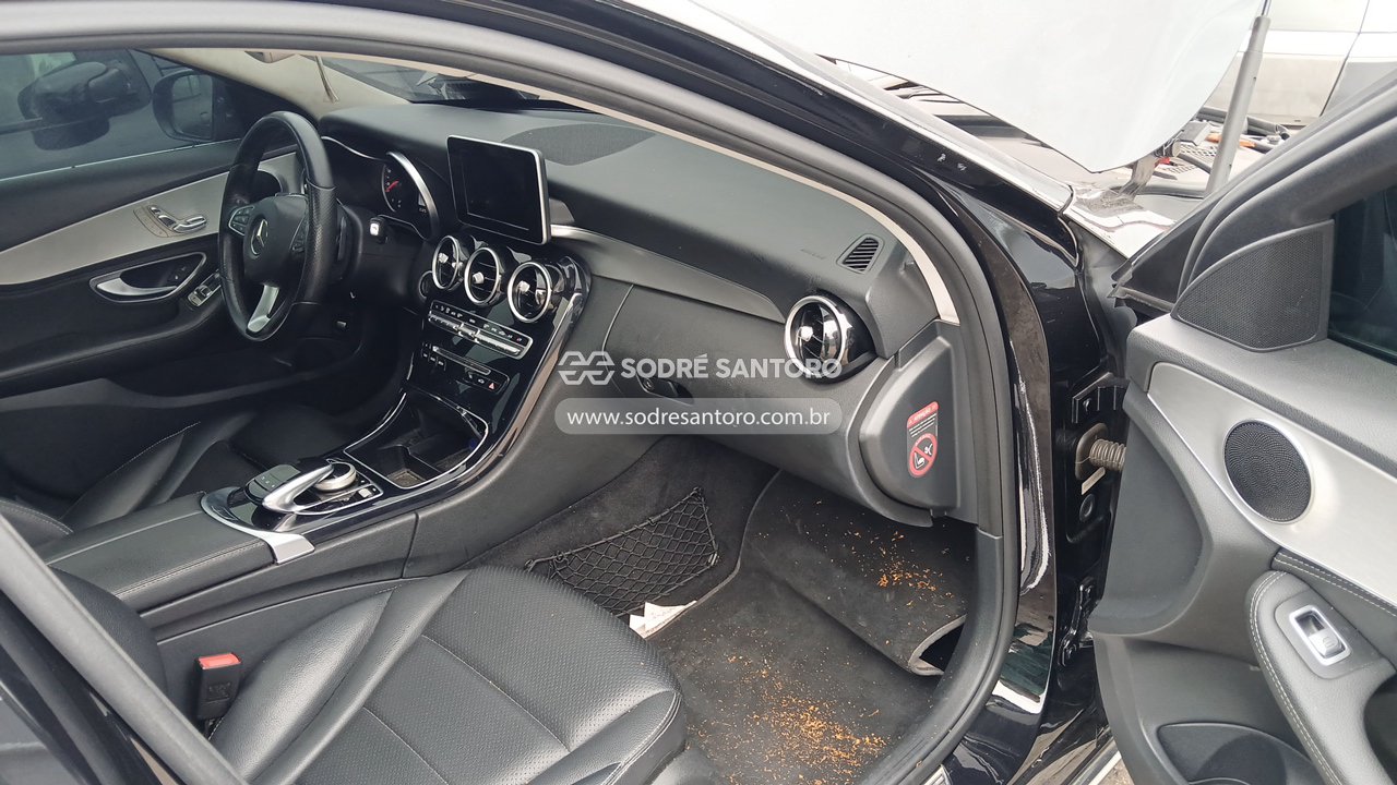 Mercedes-benz C200 - 2015/2015 — foto 8 de 12