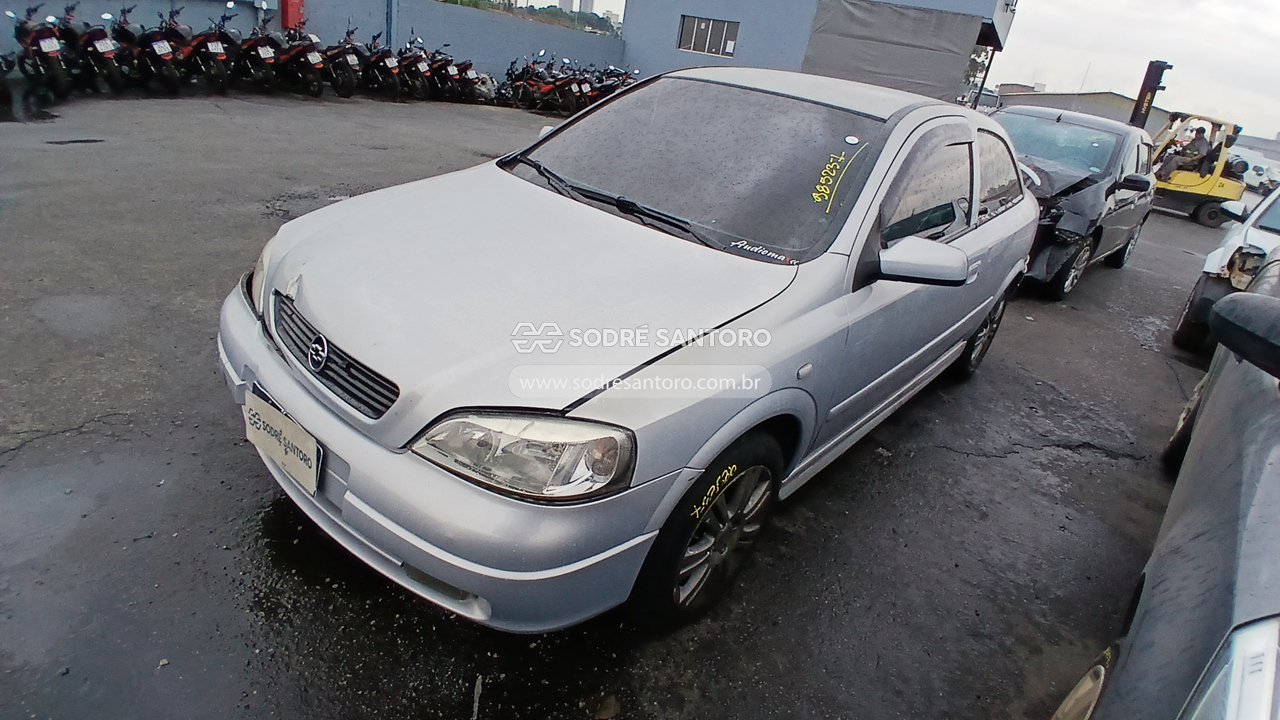 Chevrolet Astra GL - 2000/2001 — foto 3 de 12