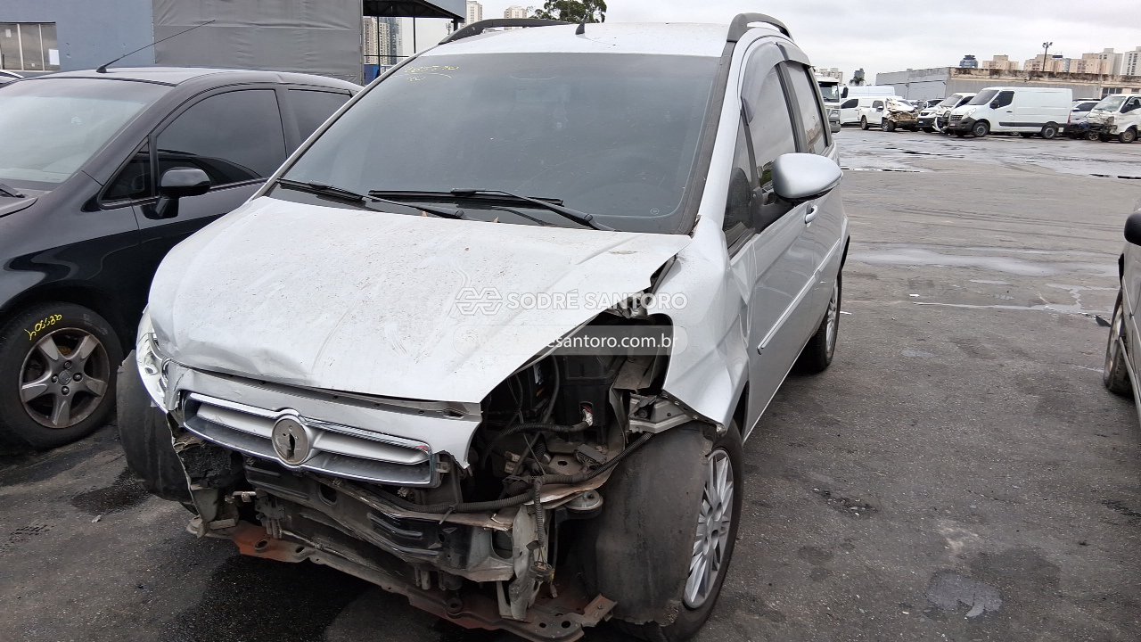 Fiat Idea Attractive 1.4 - 2013/2014 — foto 3 de 9
