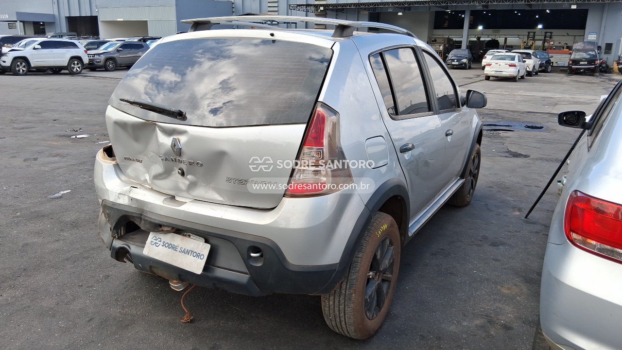 Renault Sandero Stepway - 2012/2012 — foto 4 de 10
