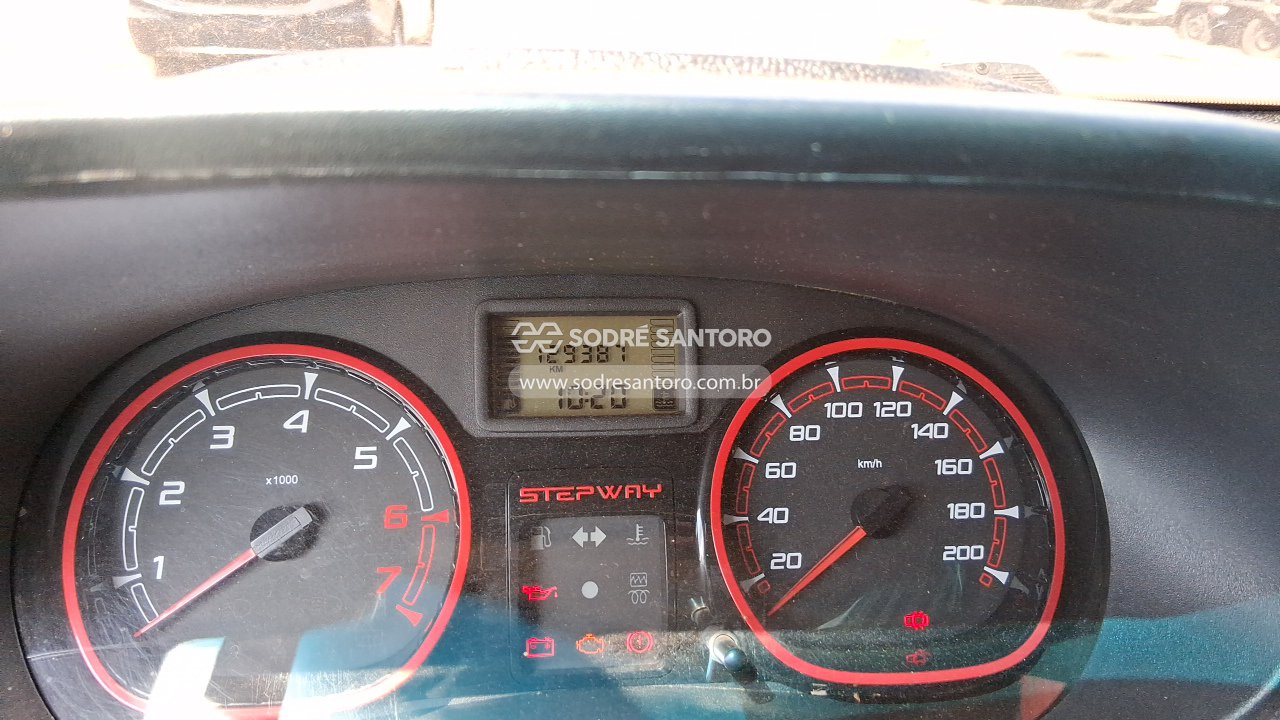Renault Sandero Stepway - 2012/2012 — foto 7 de 10