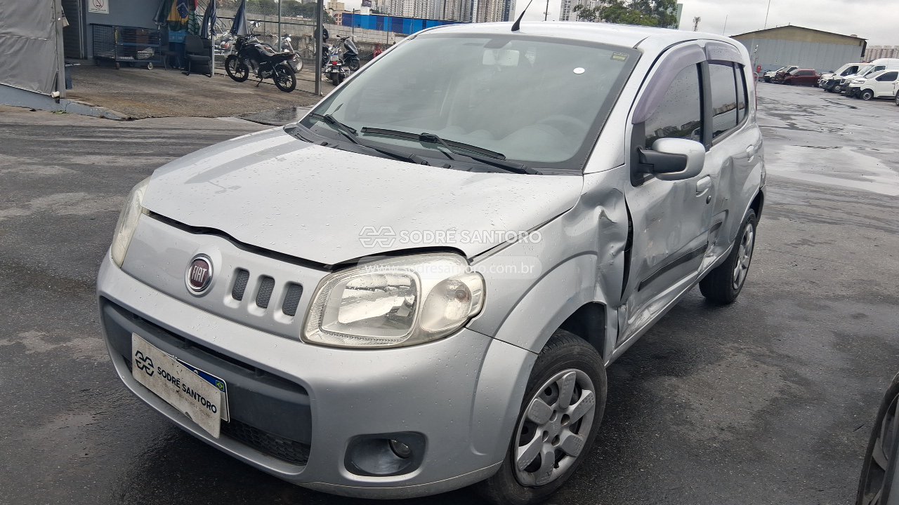Fiat Uno Vivace 1.0 - 2010/2011 — foto 3 de 12