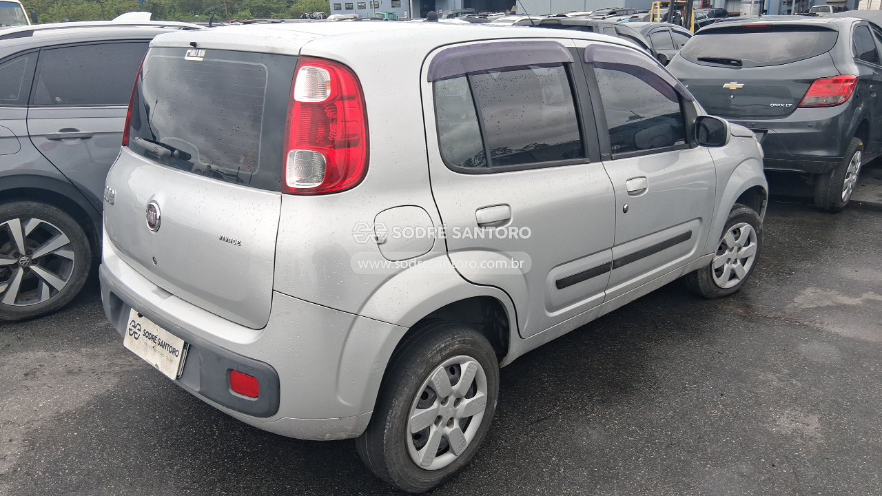 Fiat Uno Vivace 1.0 - 2010/2011 — foto 4 de 12