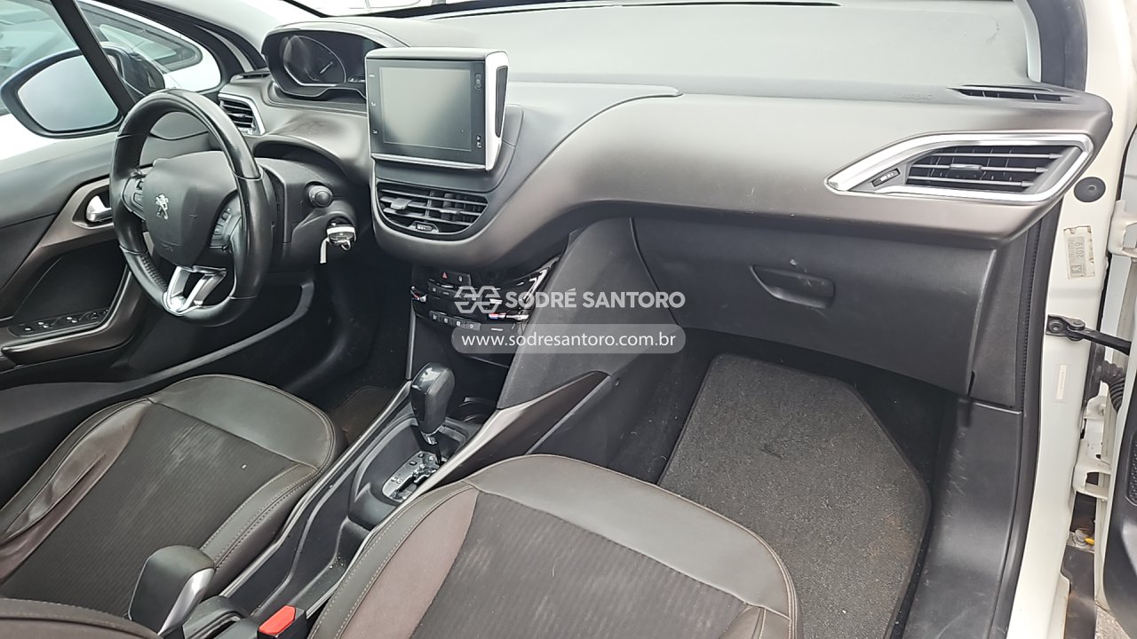 Peugeot 2008 Griffe Eat6 - 2019/2020 — foto 7 de 12