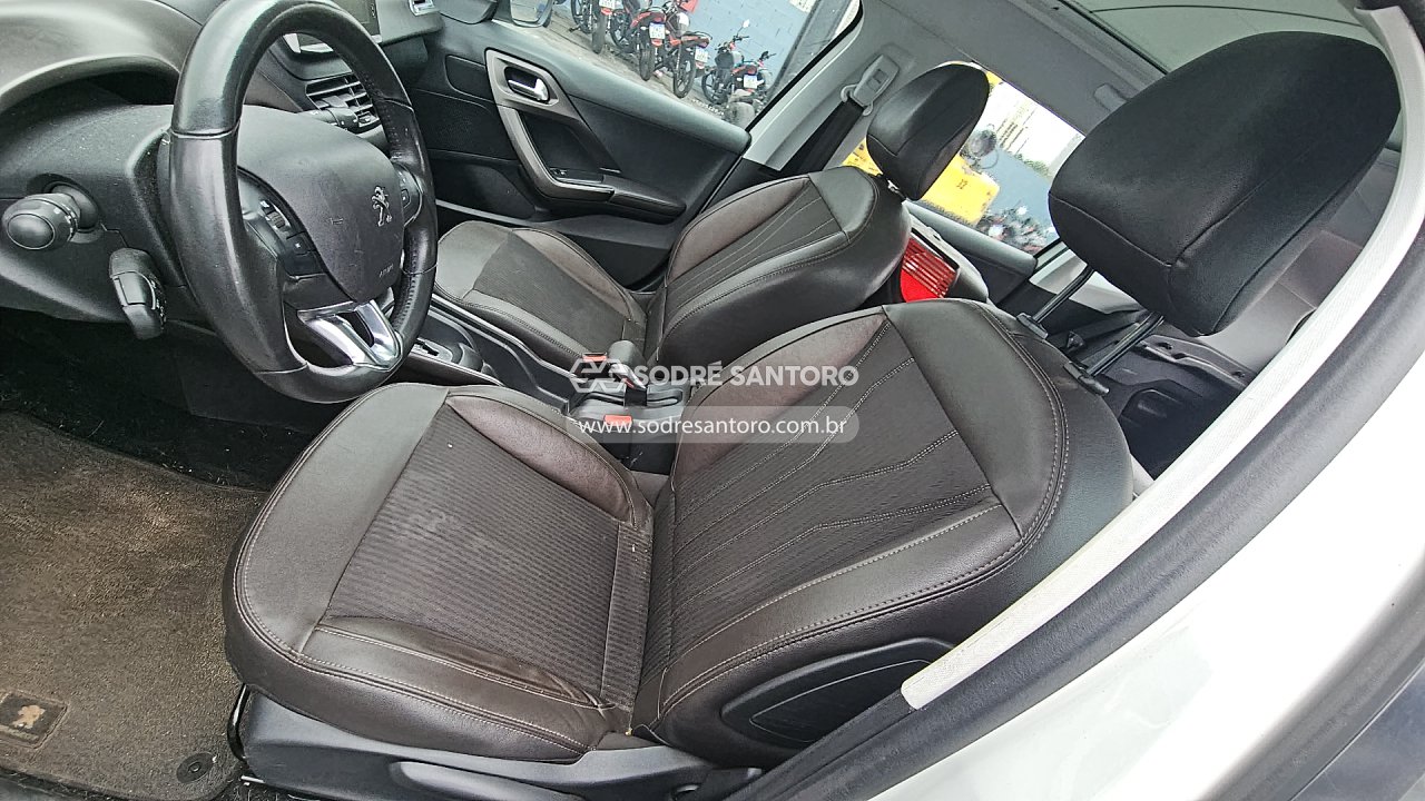 Peugeot 2008 Griffe Eat6 - 2019/2020 — foto 8 de 12