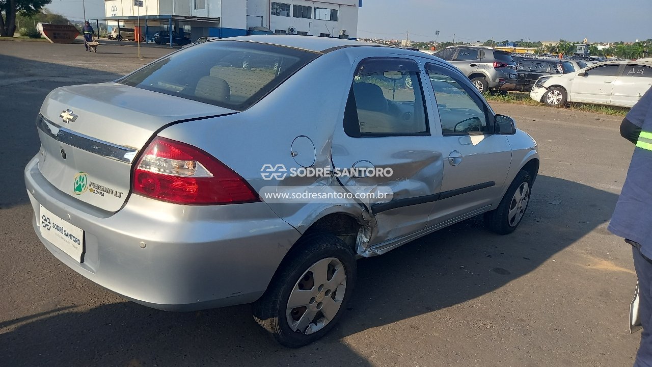 Chevrolet Prisma 1.4 LT - 2012/2012 — foto 4 de 11