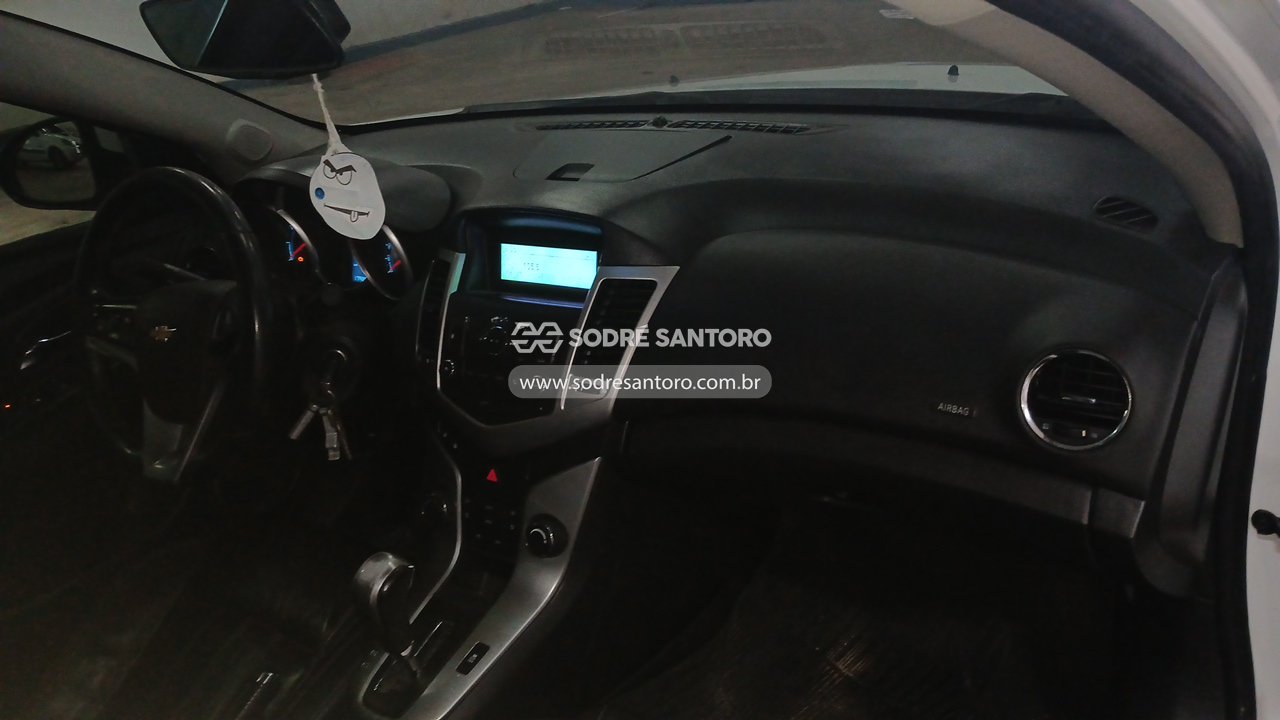 Chevrolet Cruze LT NB - 2012/2012 — foto 8 de 12
