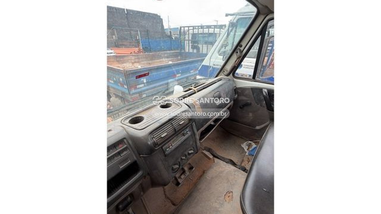 Volkswagen 8.160 Drc 4x2 - 2014/2015 — foto 6 de 8