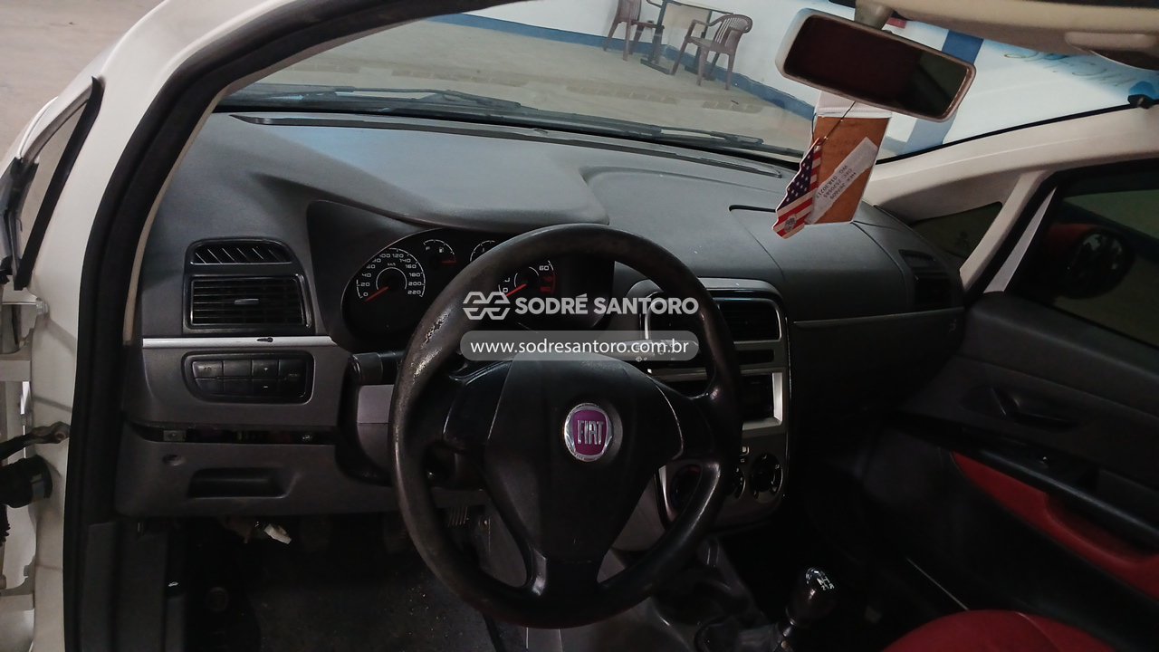 Fiat Punto Attractive - 2012/2012 — foto 6 de 12