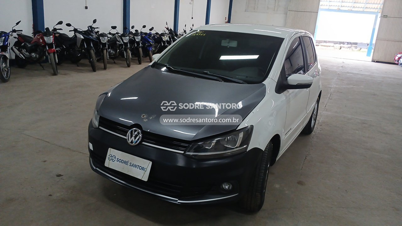 Volkswagen Fox CL Mcv - 2016/2017 — foto 3 de 12