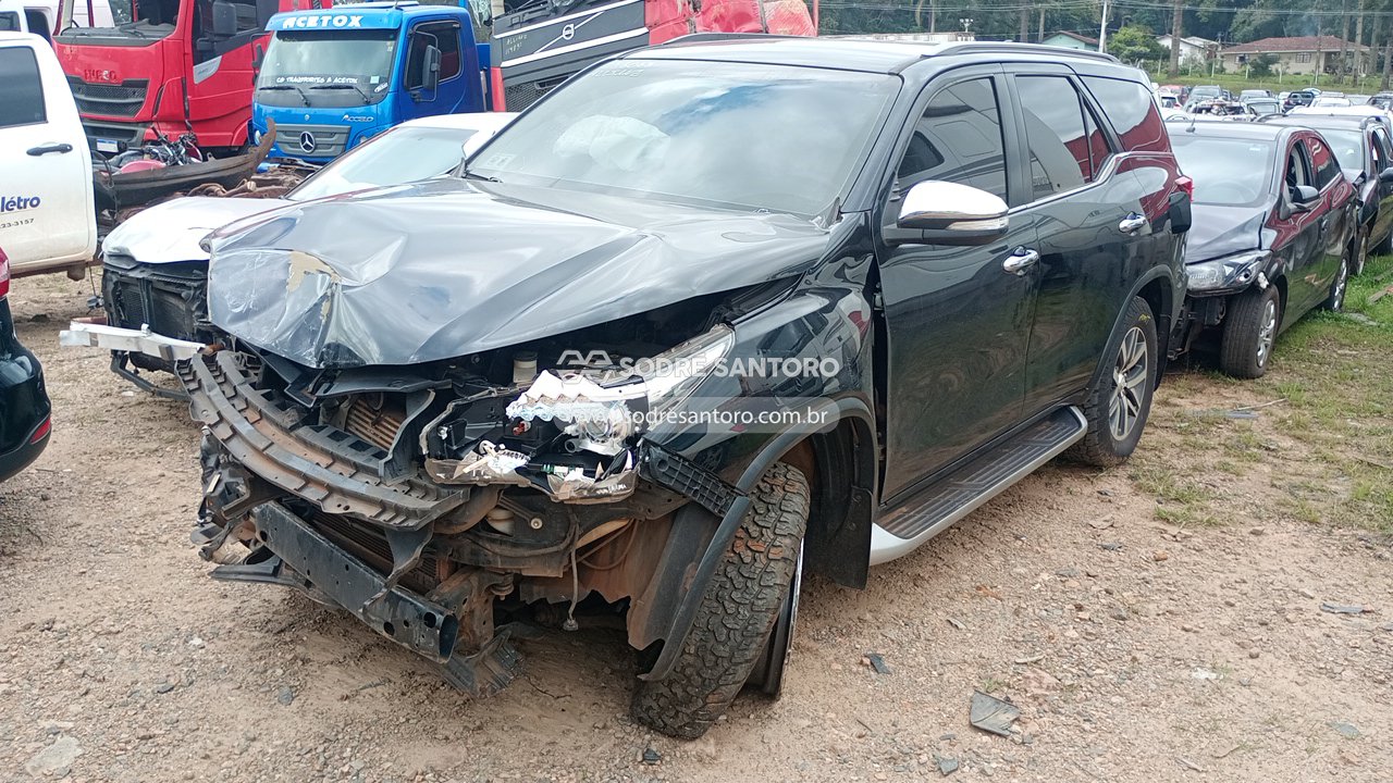 Toyota Hilux Swsrxa4fd - 2016/2016 — foto 3 de 12