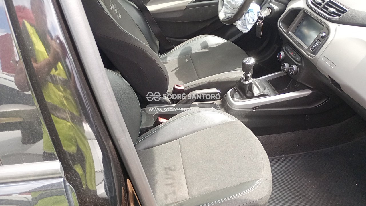 Chevrolet Onix 1.0mt LT - 2018/2019 — foto 9 de 12