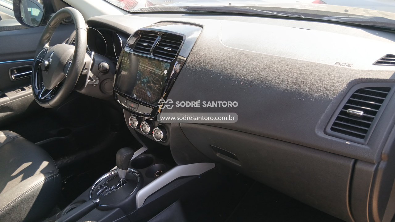 Mitsubishi Outlander Spt Hpe2wd - 2021/2022 — foto 8 de 12