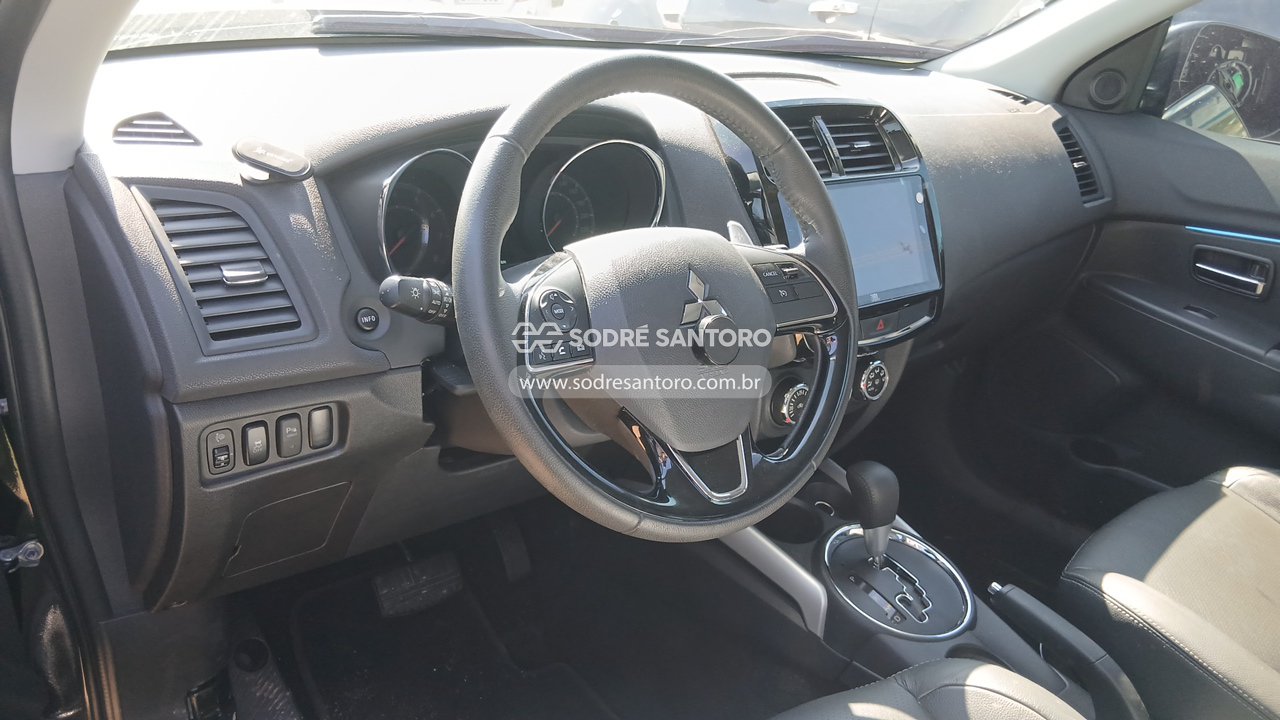 Mitsubishi Outlander Spt Hpe2wd - 2021/2022 — foto 6 de 12