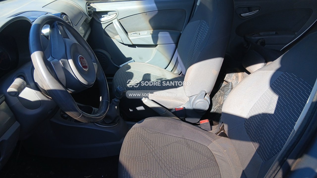 Fiat Palio Attractiv 1.4 - 2012/2013 — foto 8 de 12