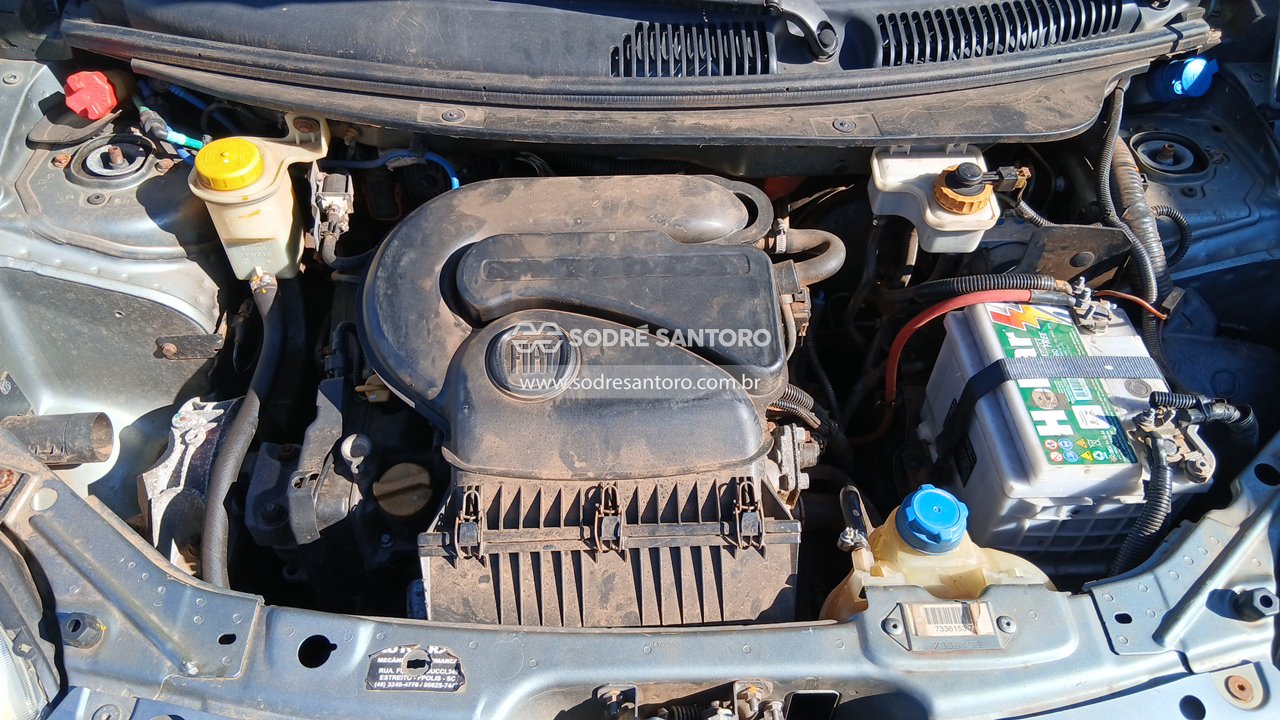 Fiat Palio Attractiv 1.4 - 2012/2013 — foto 5 de 12