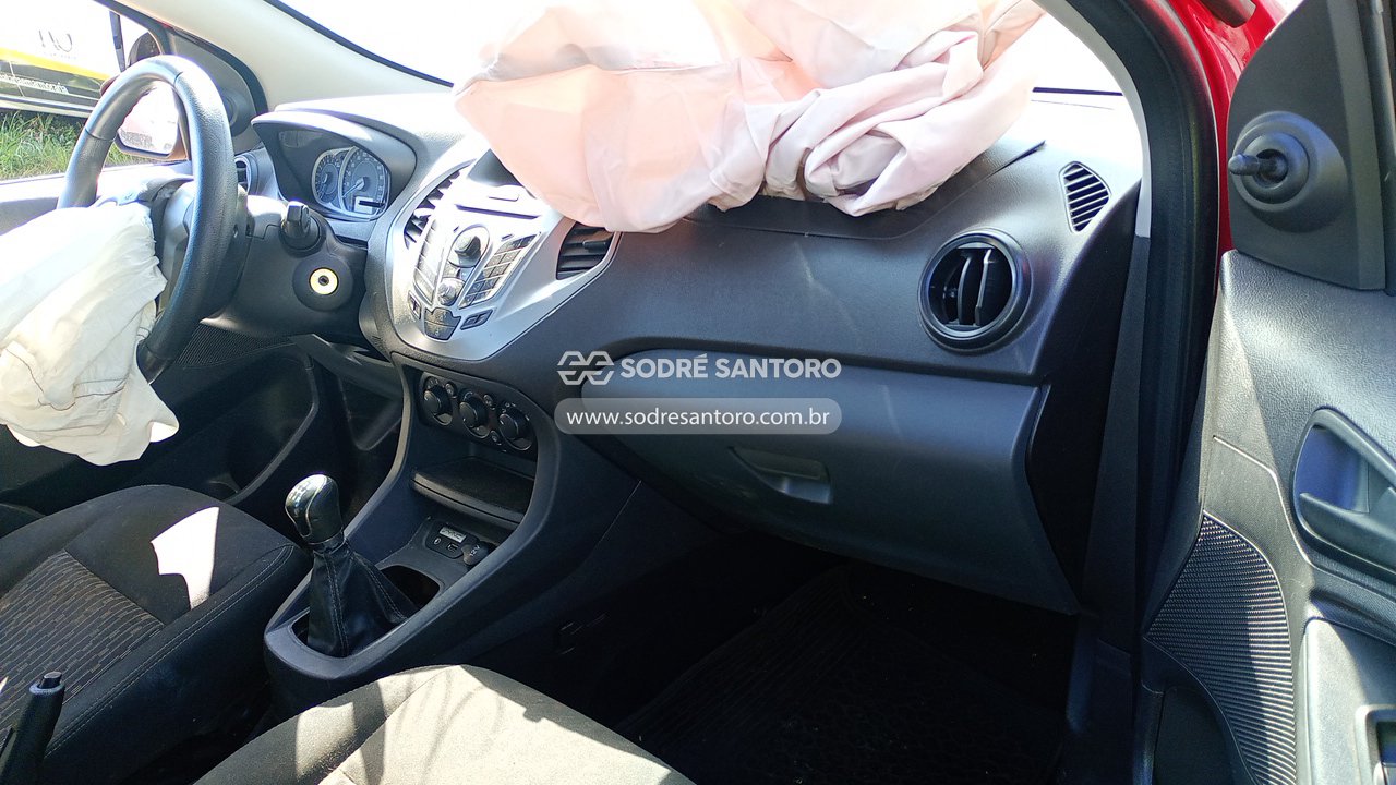 Ford KA SE 1.0 HA - 2016/2016 — foto 8 de 12