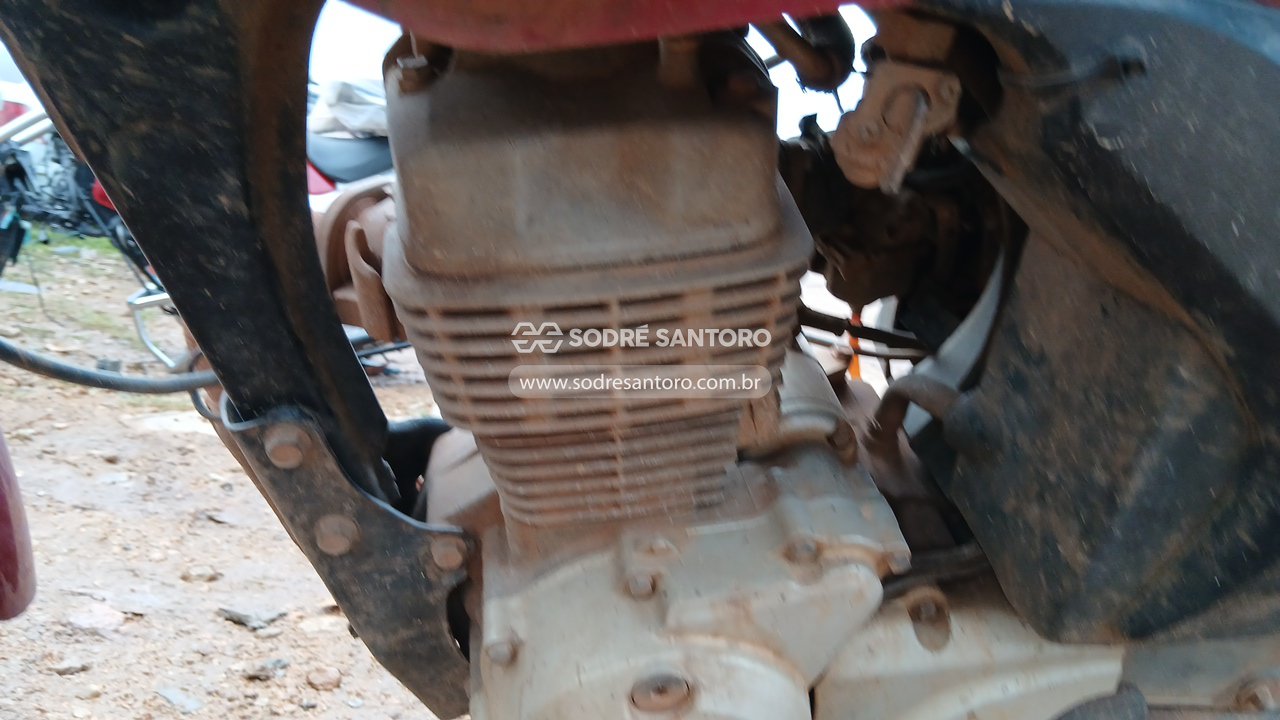 Honda CG 125 Fan ES - 2009/2010 — foto 6 de 12