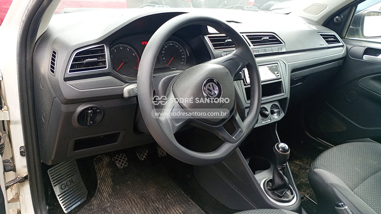Volkswagen Gol TL Mcv - 2017/2018 — foto 6 de 12