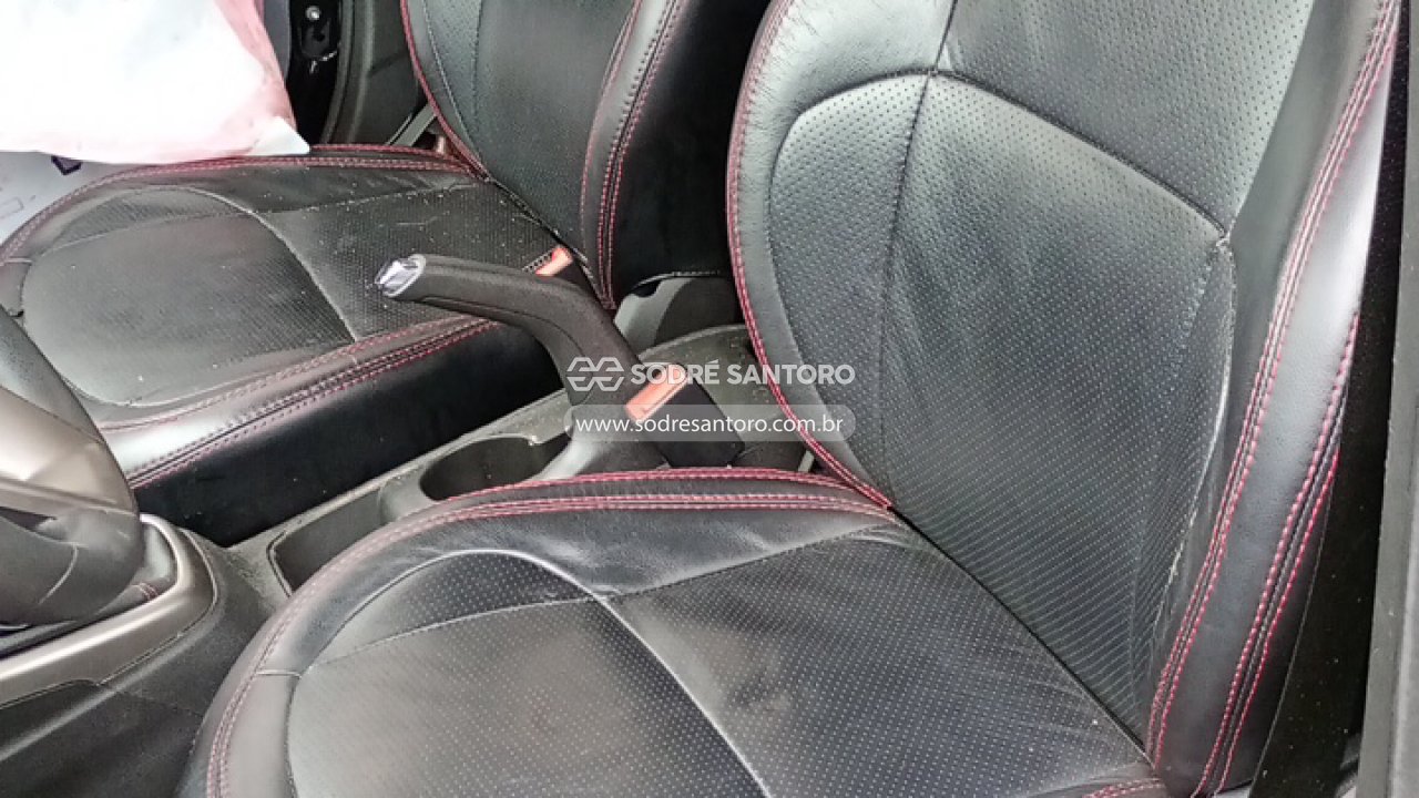 Chevrolet Onix 1.4mt Ltz - 2015/2016 — foto 9 de 12