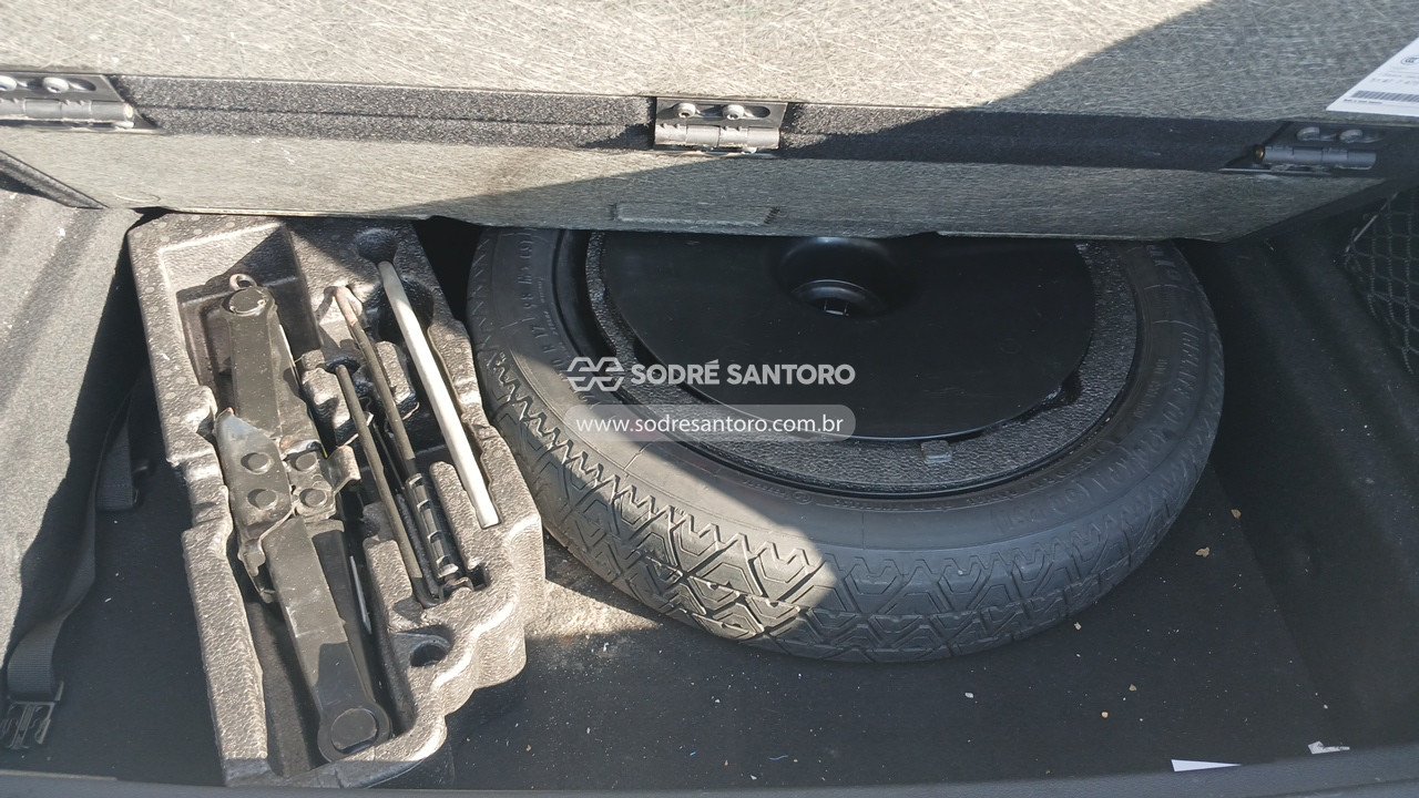 Bmw 218i - 2020/2021 — foto 10 de 12
