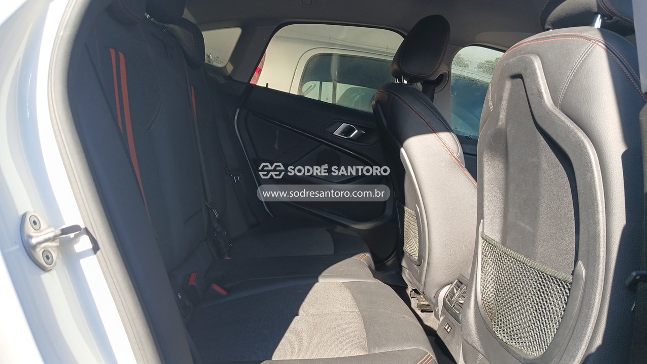 Bmw 218i - 2020/2021 — foto 12 de 12