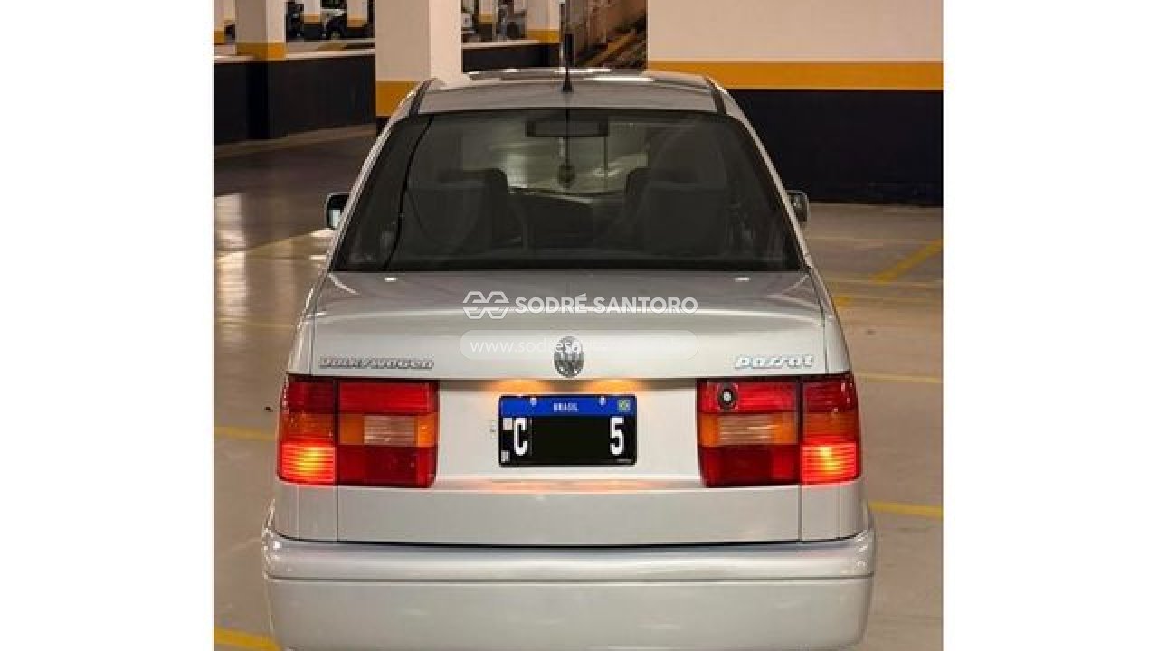 Volkswagen Passat - 1996/1996 — foto 4 de 12